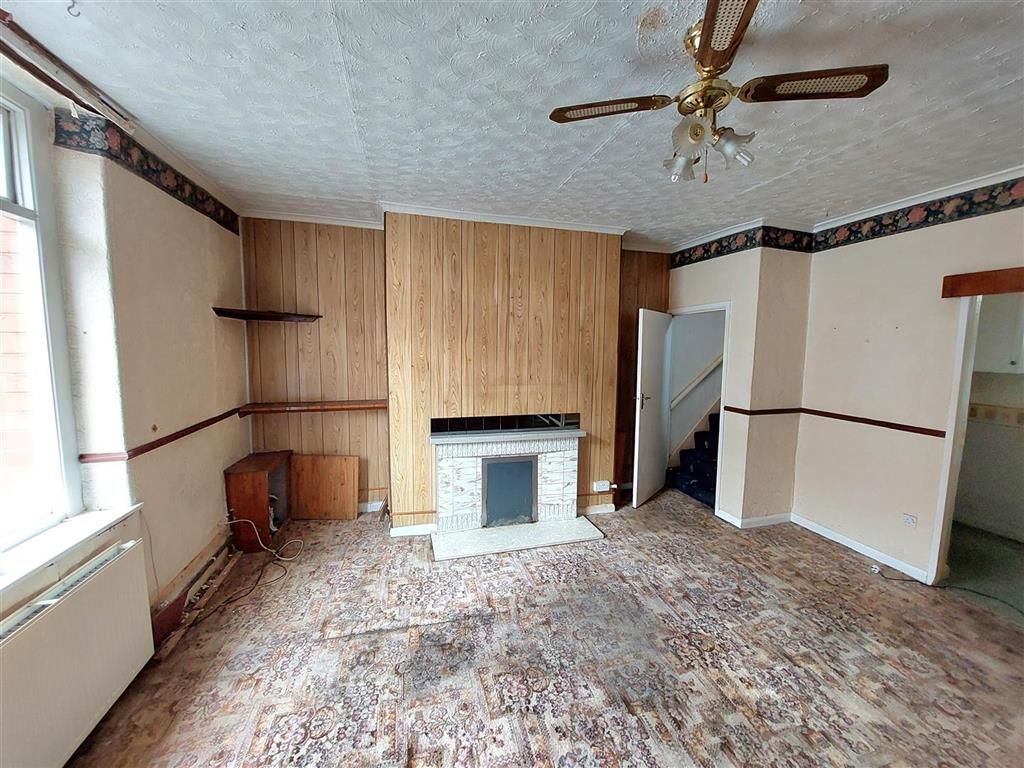 Property photo 3 of 8