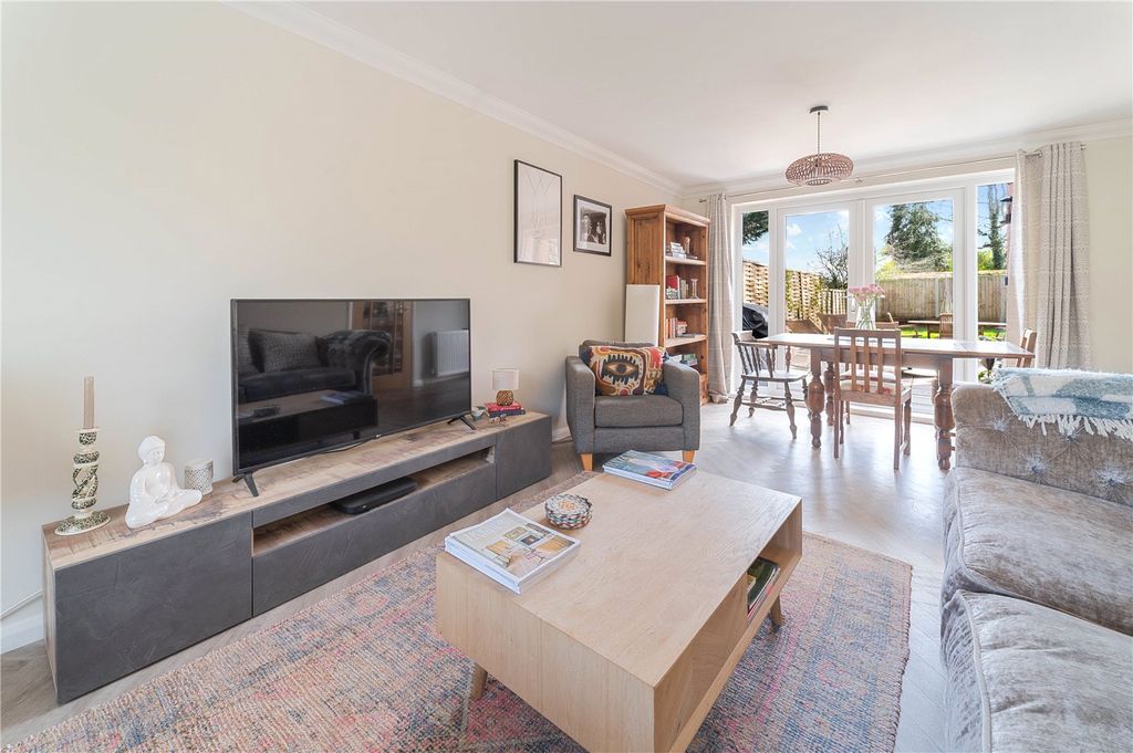 Property photo 2 of 18 Living Room