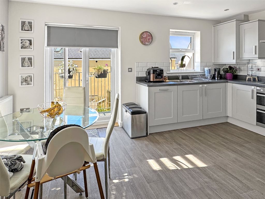 Property photo 3 of 15 Picture No. 04