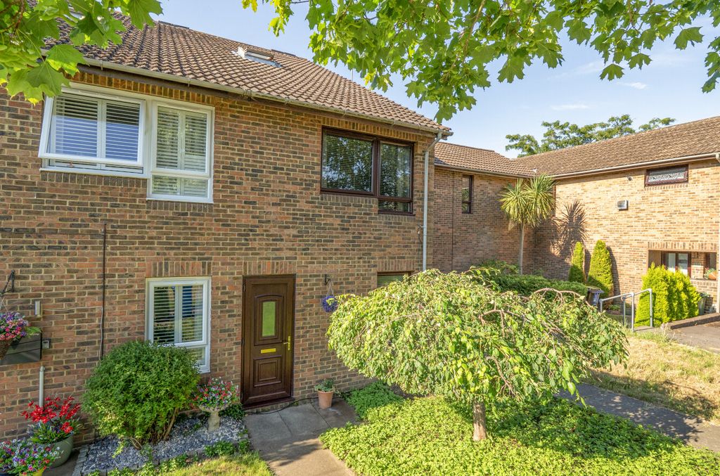 Property photo 1 of 22 1478288-1-6A358Bb...