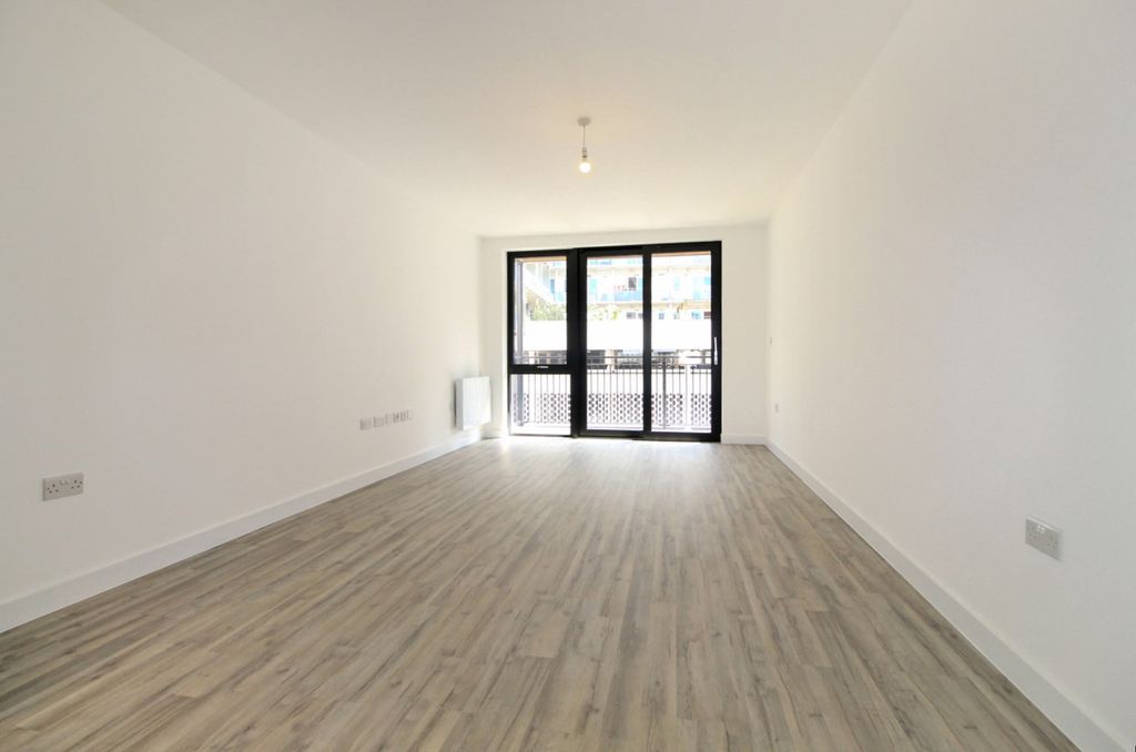 Property photo 2 of 12 Gallery