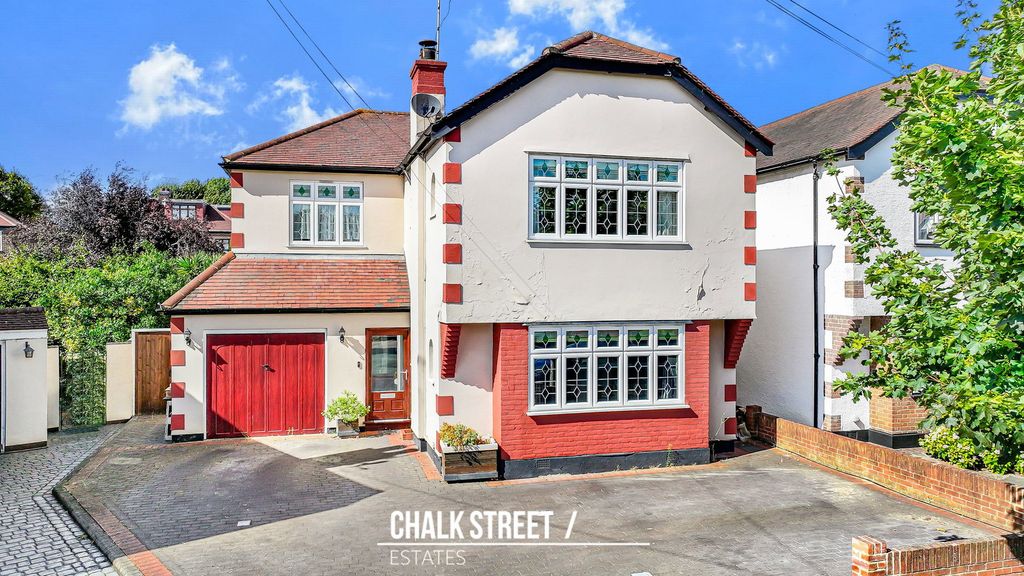 Property photo 1 of 38
