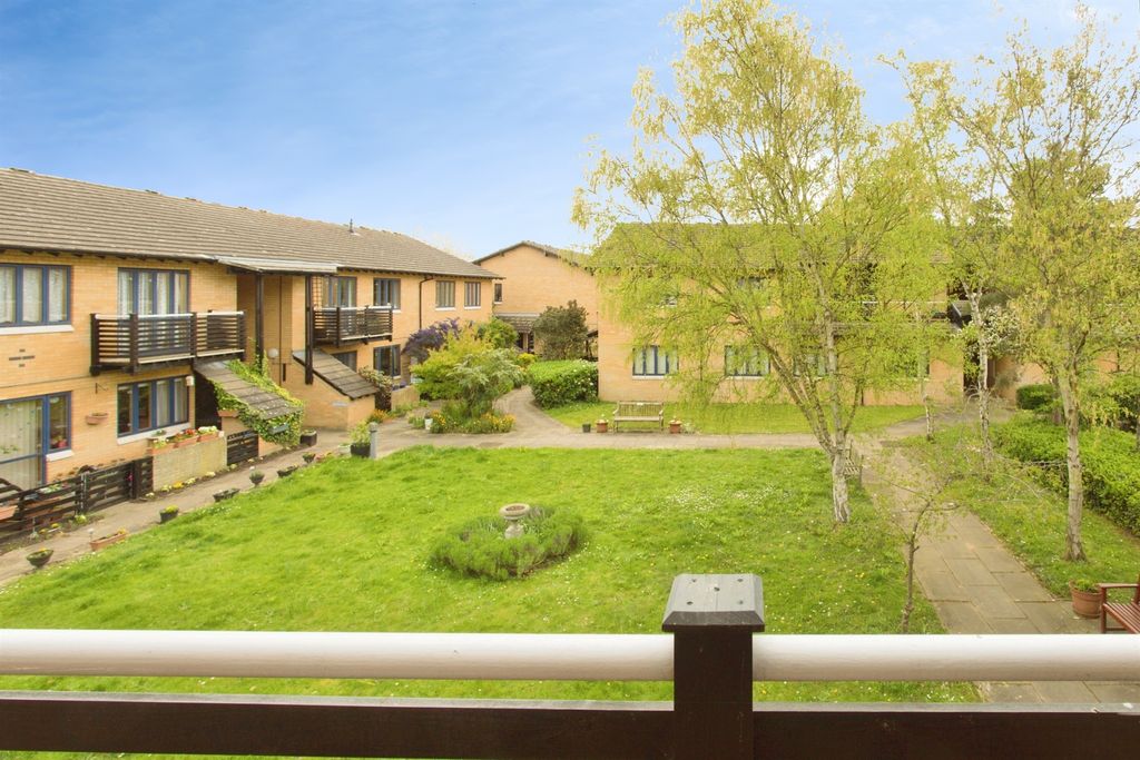 Property photo 2 of 15