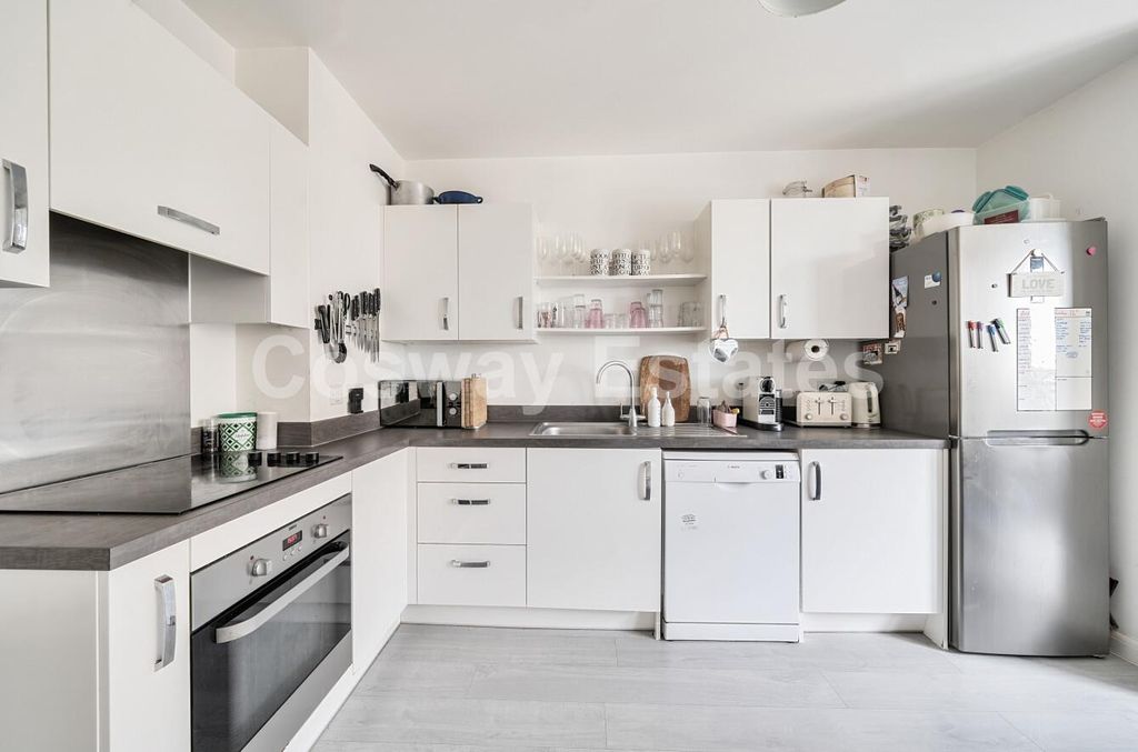 Property photo 3 of 12 0Ead3c66-F76F-4Fc5-B4E8-85B2B31d843F.Jpg