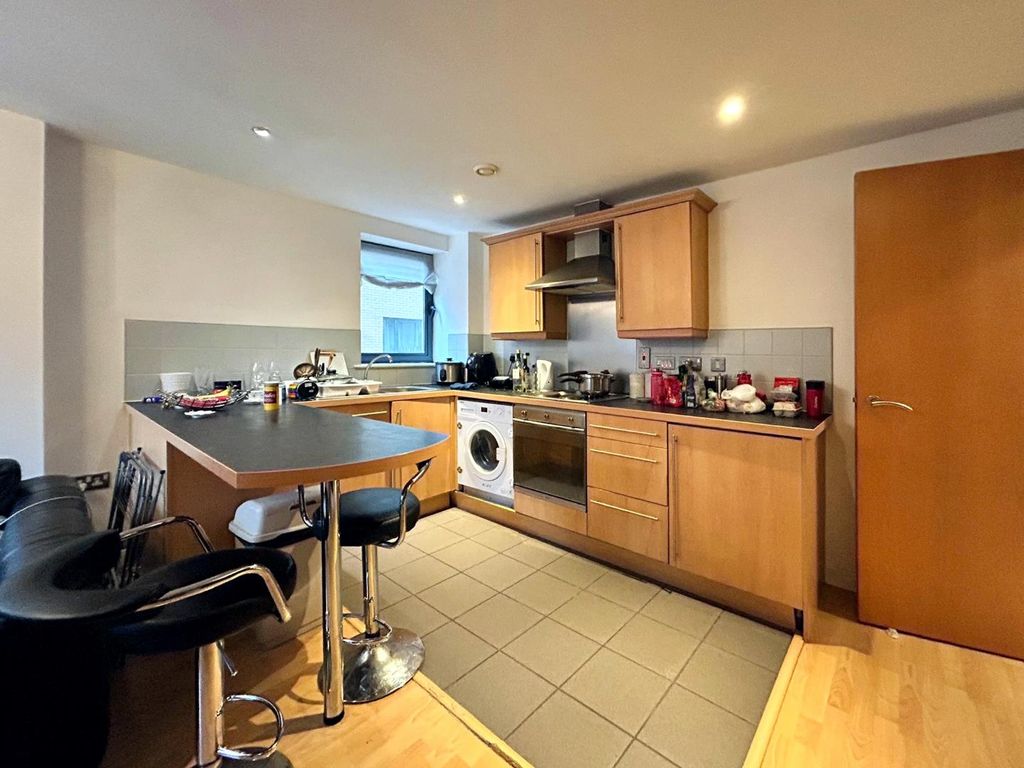 Property photo 2 of 6