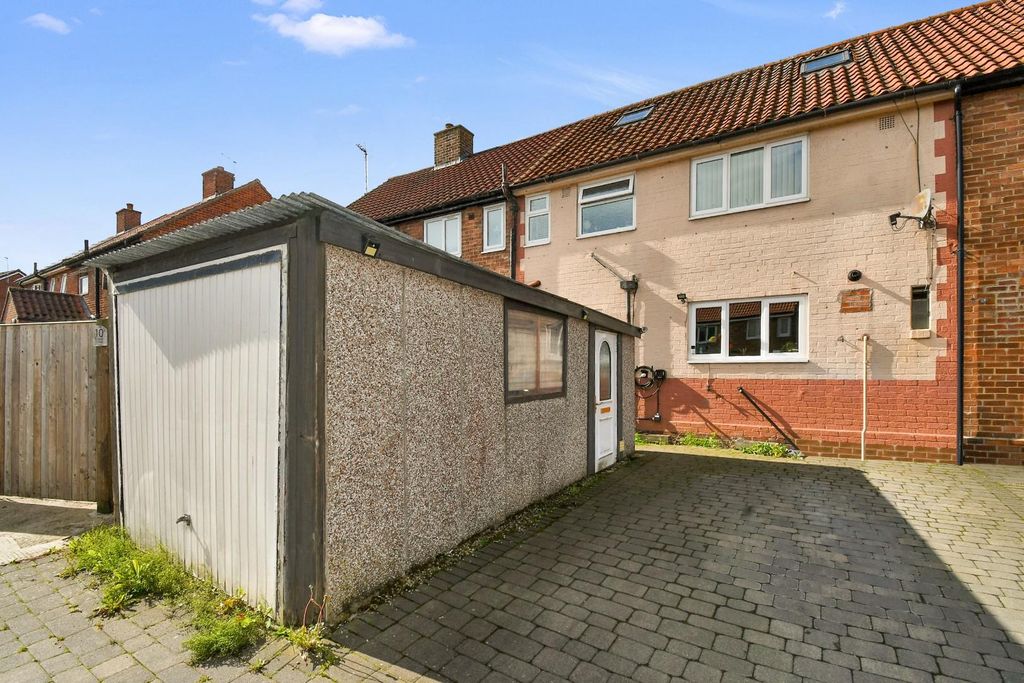 Property photo 1 of 11 Dsc_3105.Jpg_Enhanced (1).Jpg