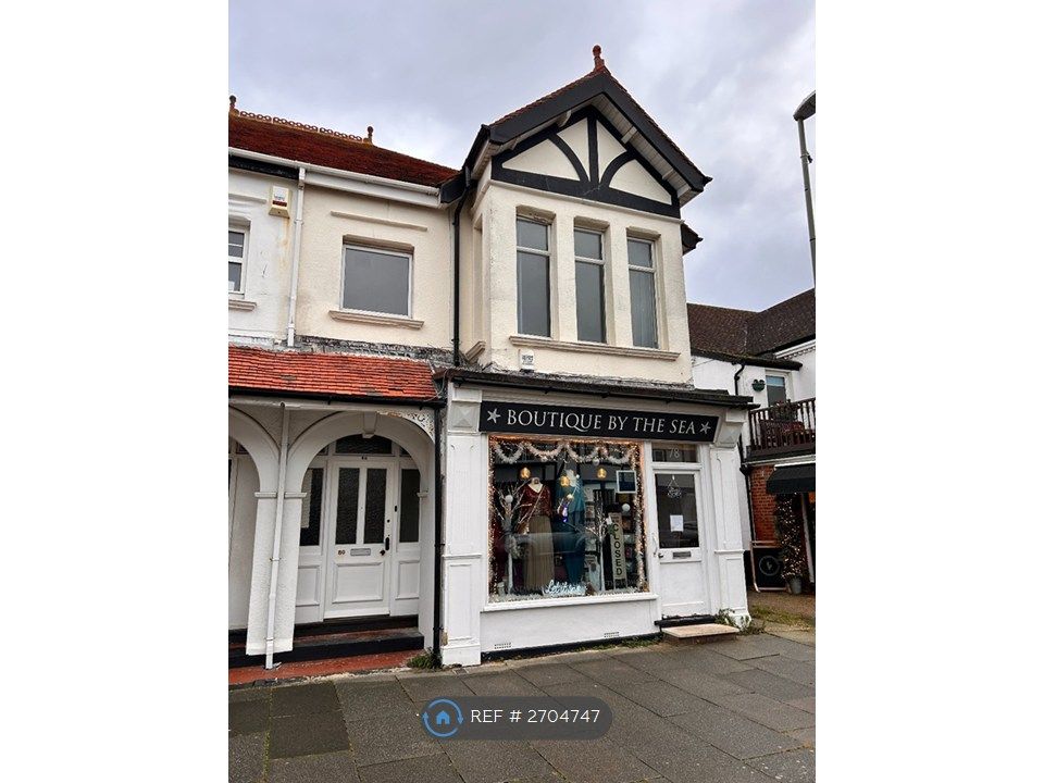 Property photo 1 of 11 80 High St Entrance