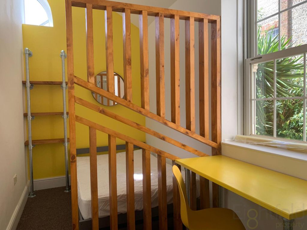 Additional image 5 of 7 bed terraced house to rentCross Street, Hove BN3