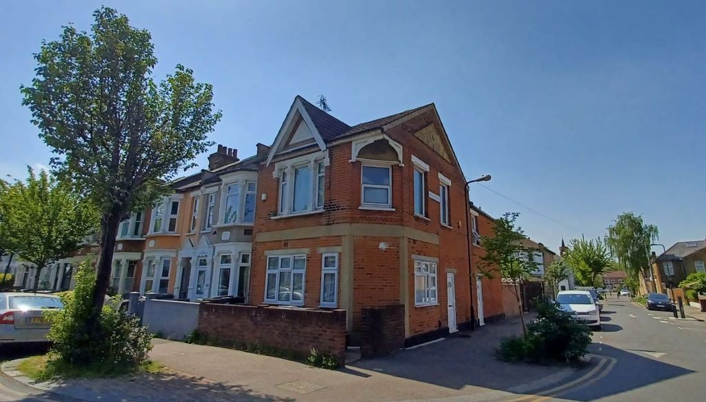 Property photo 1 of 29
