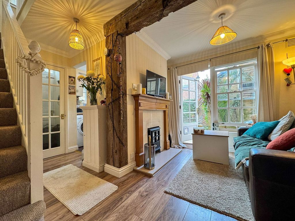 Property photo 2 of 13
