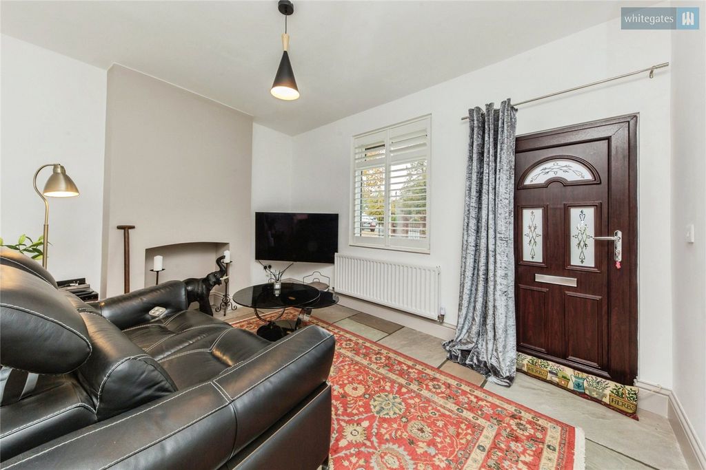 Property photo 3 of 18 Picture No. 01