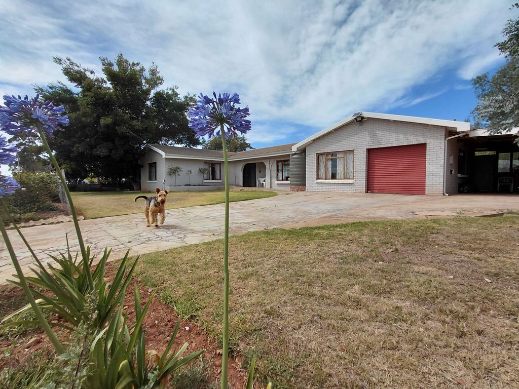 Property photo 1 of 39 1Sr1724873
