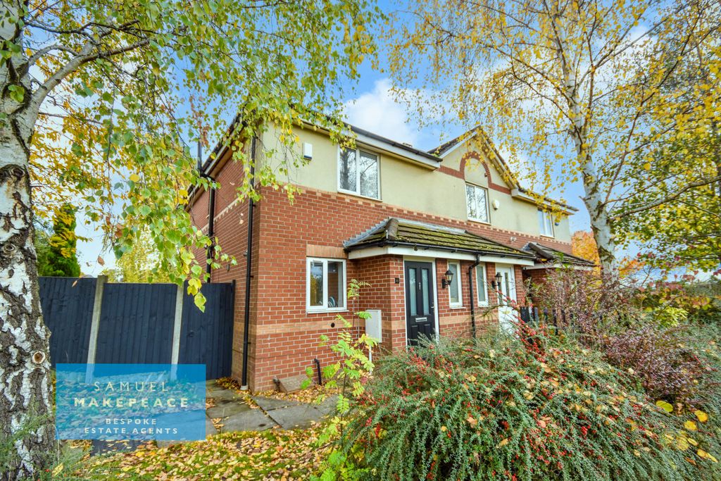 Property photo 1 of 9 Two Bedroom Semi Detached Property To Let