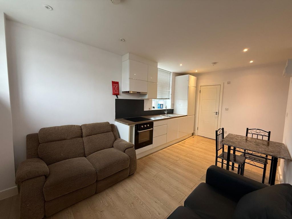 Property photo 3 of 4 Breakfast Room