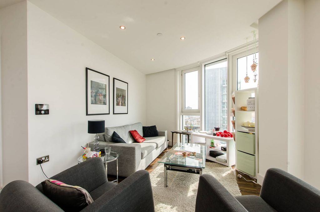 Property photo 3 of 22