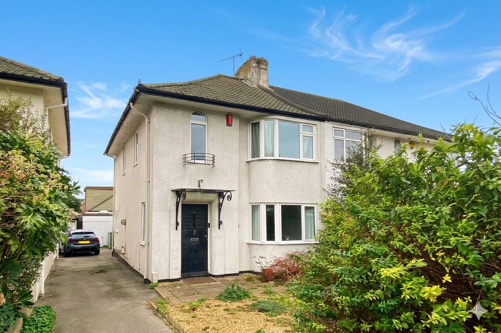 Property photo 1 of 13 Picture No. 17