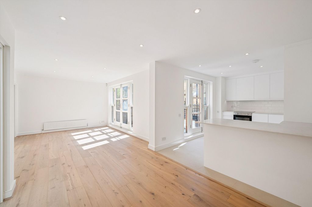 Property photo 2 of 16 Image