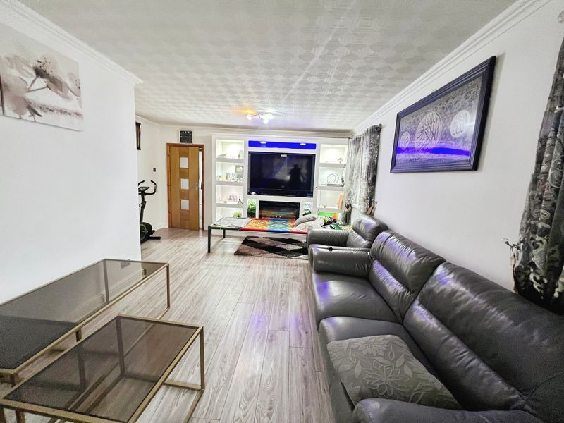 Property photo 2 of 14 Photo 15