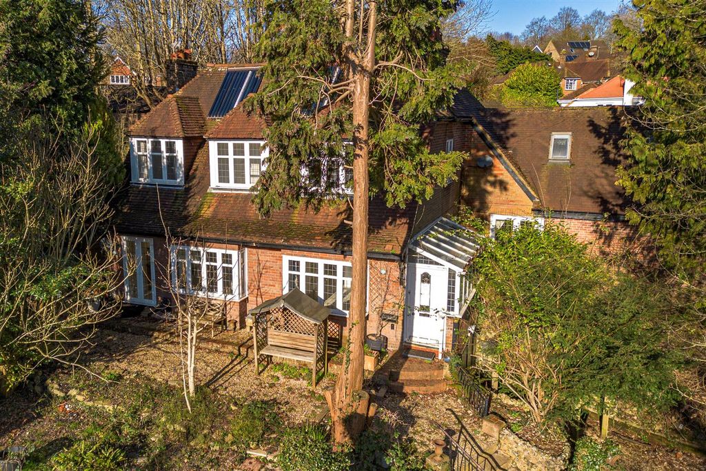 Additional image 21 of 7 bed detached house for saleLucas Road, High Wycombe HP13