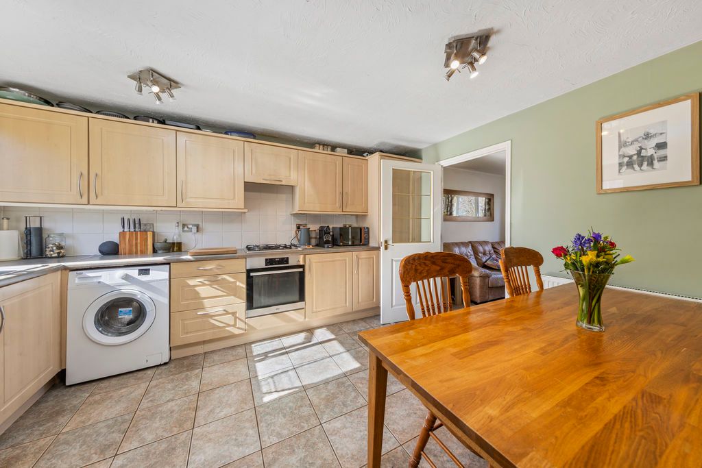 Property photo 3 of 25 Kitchen-Diner