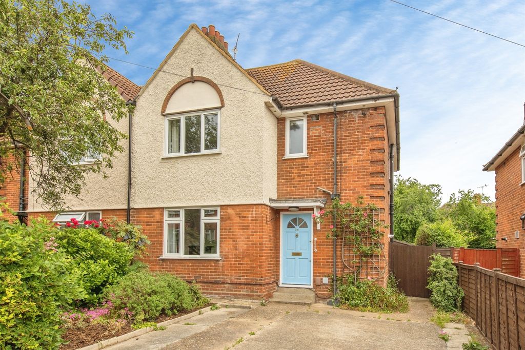 Property photo 1 of 16