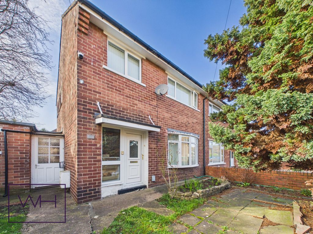 Property photo 1 of 14 Cam04980G0-Pr0119-Still014