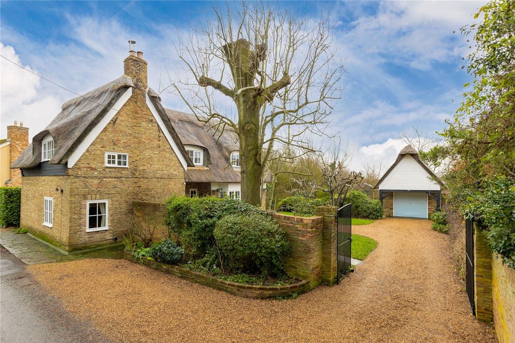 Property photo 1 of 17 Front