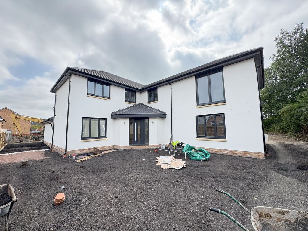 Property photo 1 of 31
