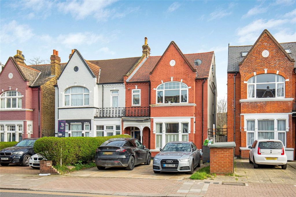 Property photo 2 of 16 Picture No. 34