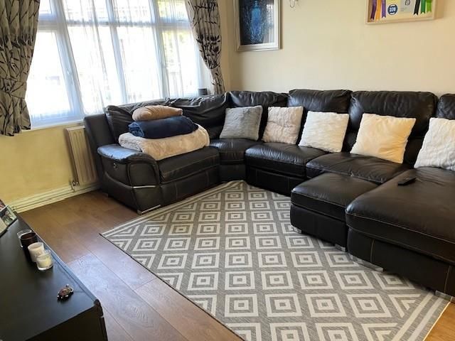 Property photo 2 of 12 87 Cerne 4.Jpg
