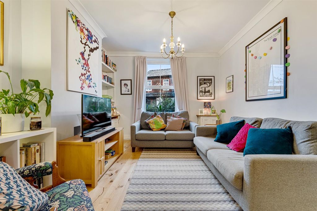 Property photo 3 of 34 Image 3