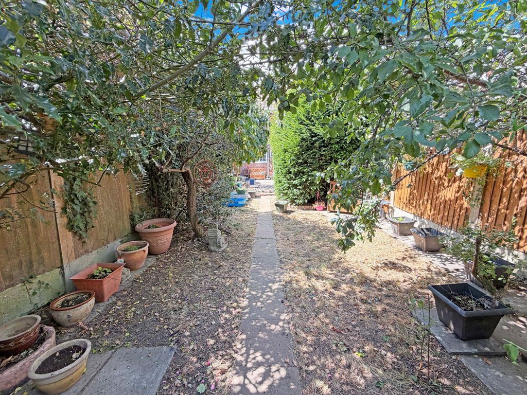 Property photo 3 of 13