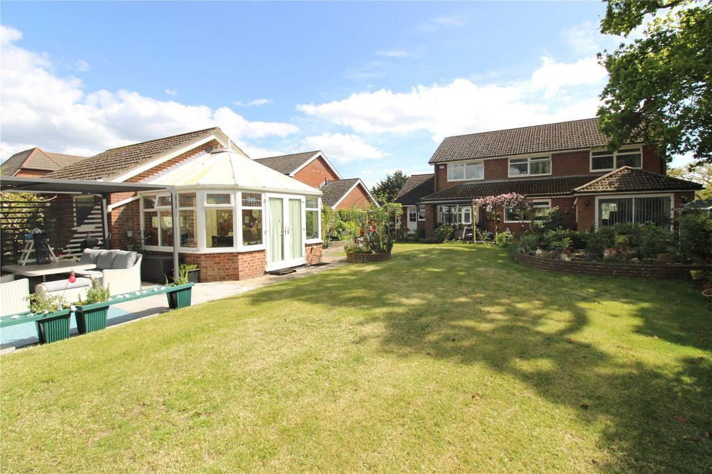 Additional image 5 of 5 bed detached house for saleThe Avenue, Fareham, Hampshire PO14