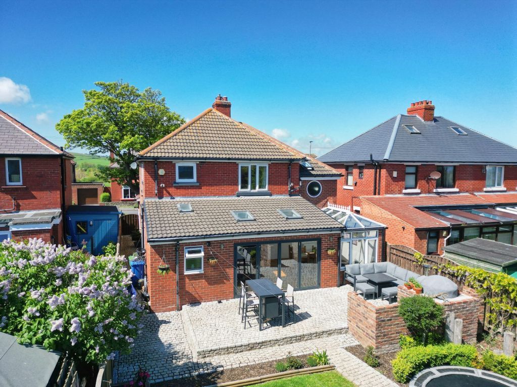 Property photo 1 of 30