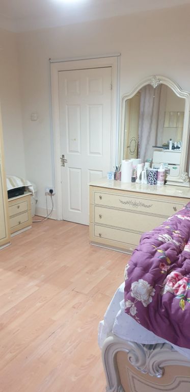 Property photo 2 of 11 Gallery