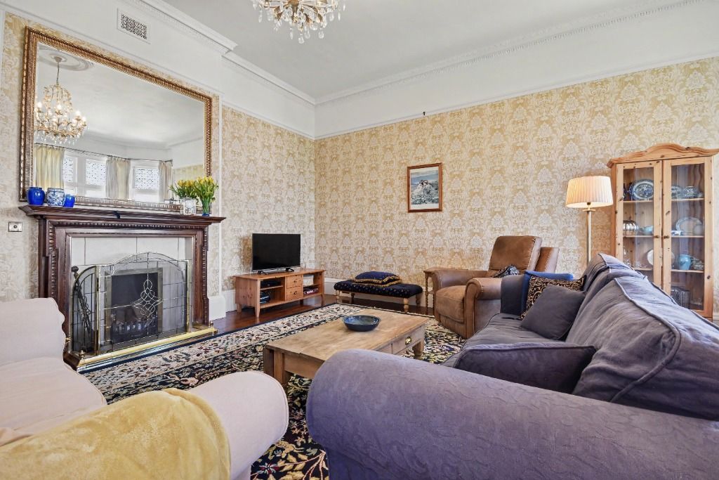 Additional image 4 of 4 bed flat for sale88 Newark Street, Inverclyde, Greenock PA16