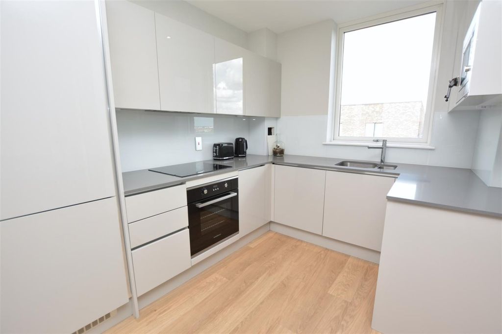 Property photo 2 of 11 Picture No. 05