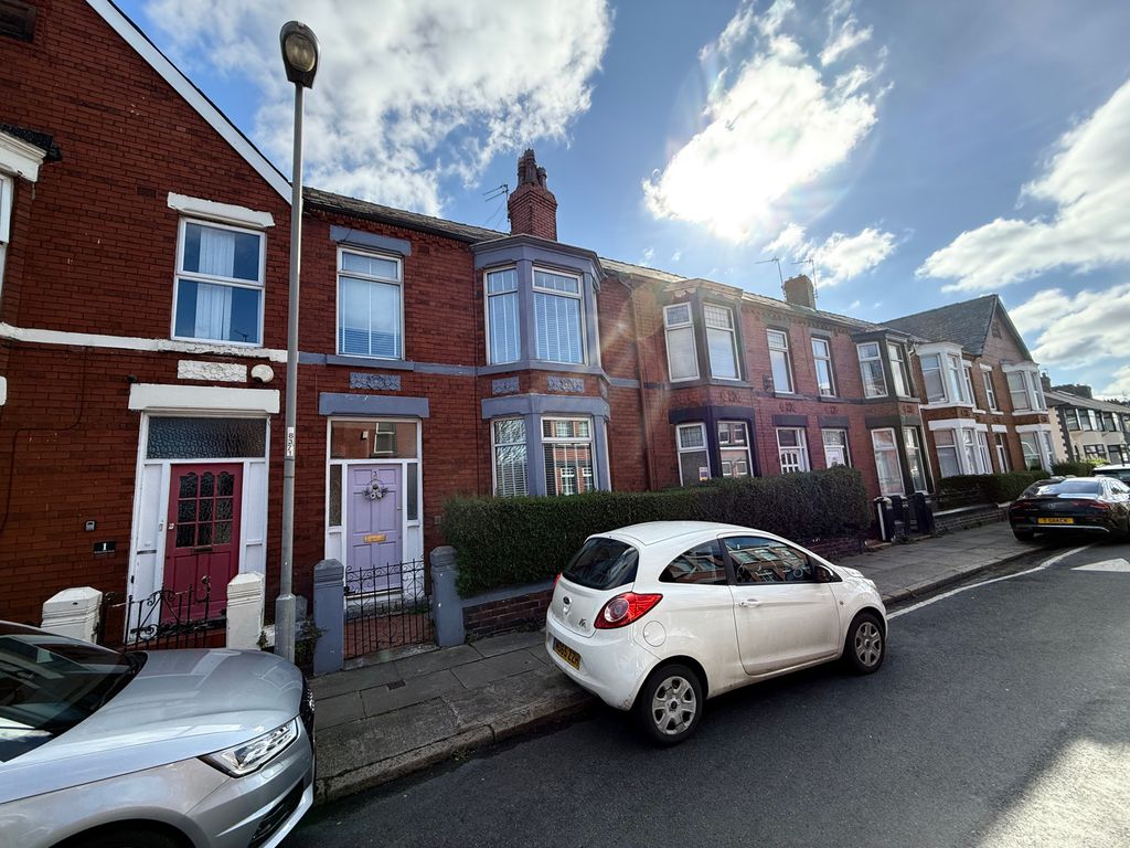 Property photo 1 of 22