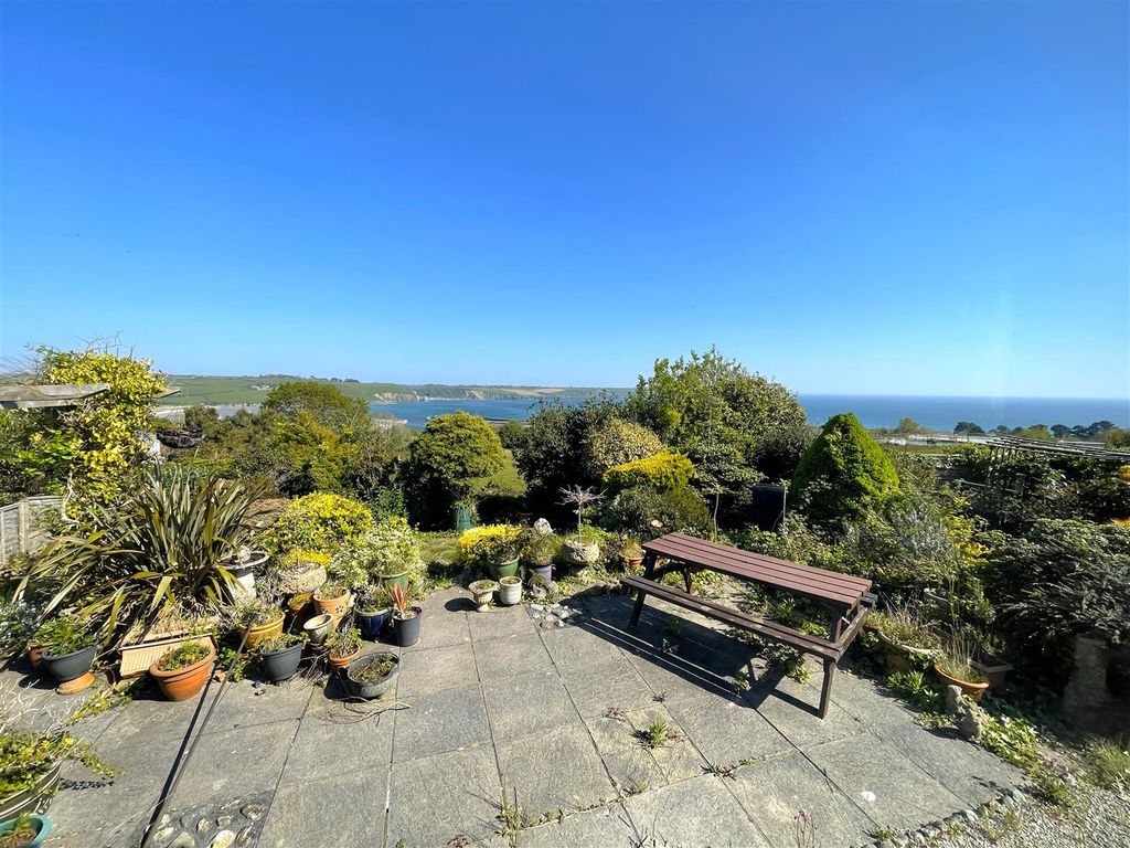 Property photo 3 of 16 Garden Views 2.Jpg