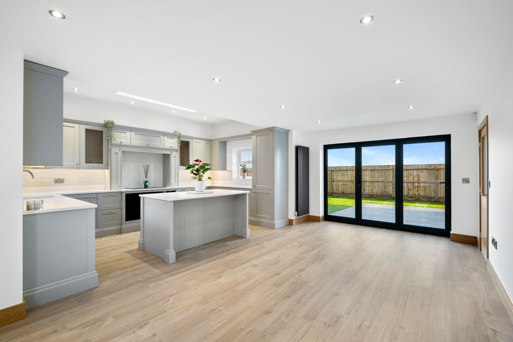 Property photo 3 of 29 4751014