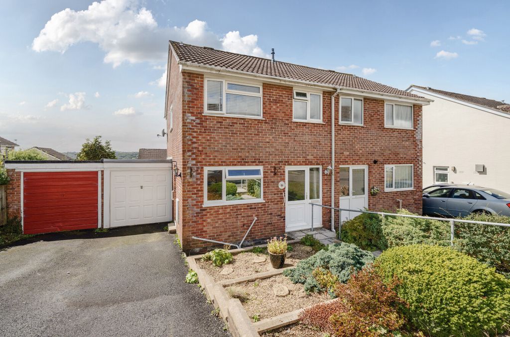 Property photo 1 of 14 1346625-1-68B1A9A...