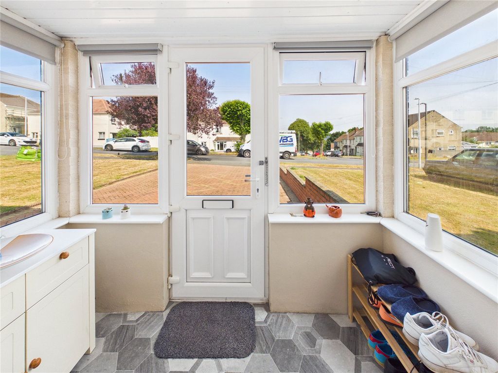 Property photo 2 of 35 Picture No. 22