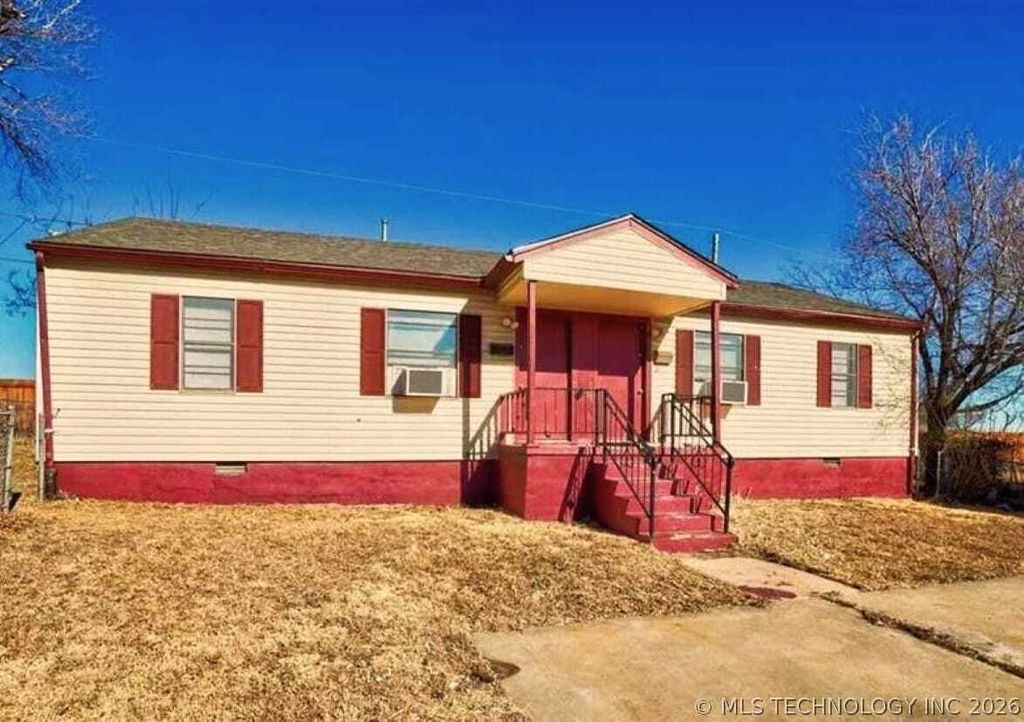 Property photo 1 of 15