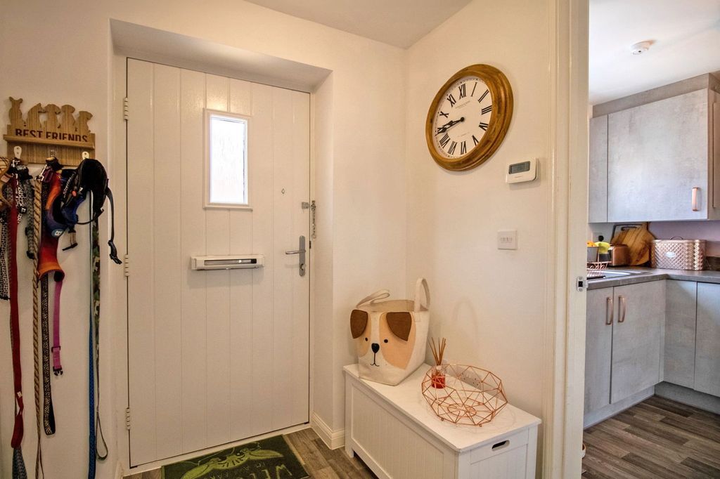 Property photo 3 of 16