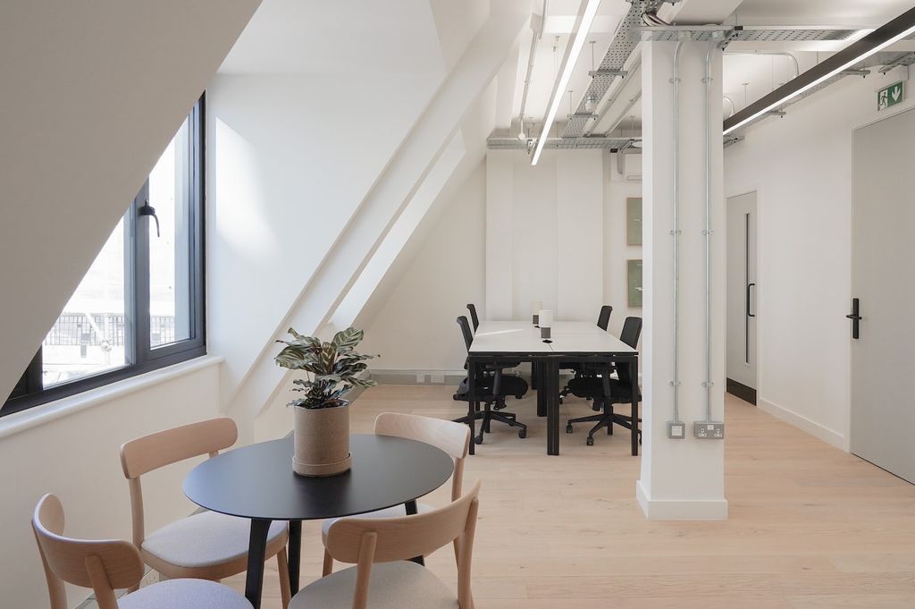 Property photo 2 of 5