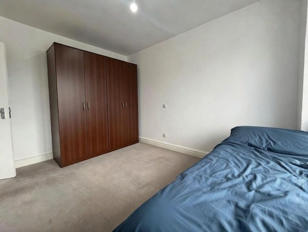 Property photo 2 of 4