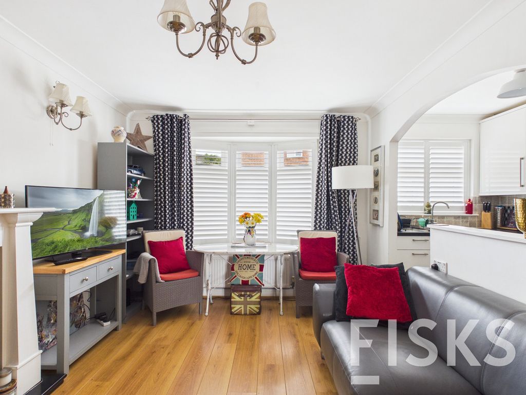 Property photo 2 of 26