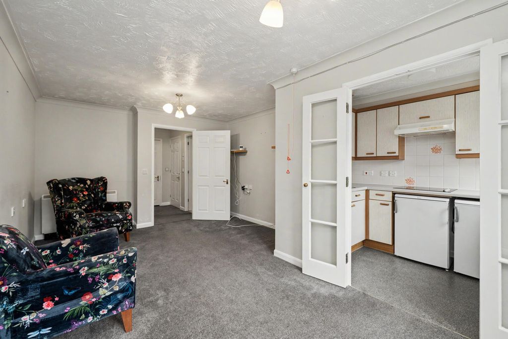 Property photo 3 of 12 Living Room