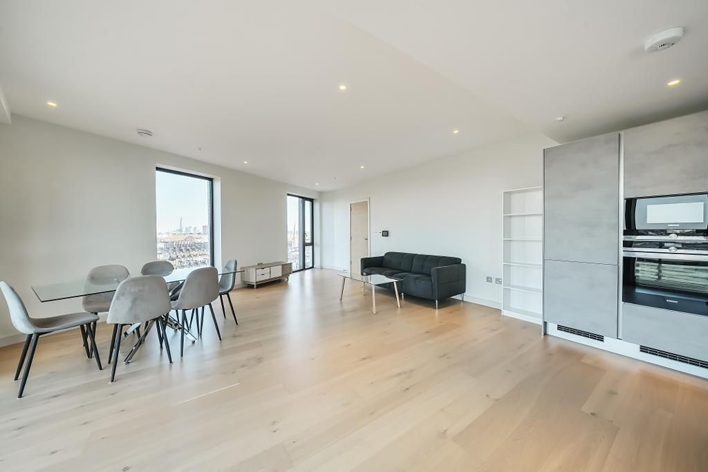 Property photo 3 of 23