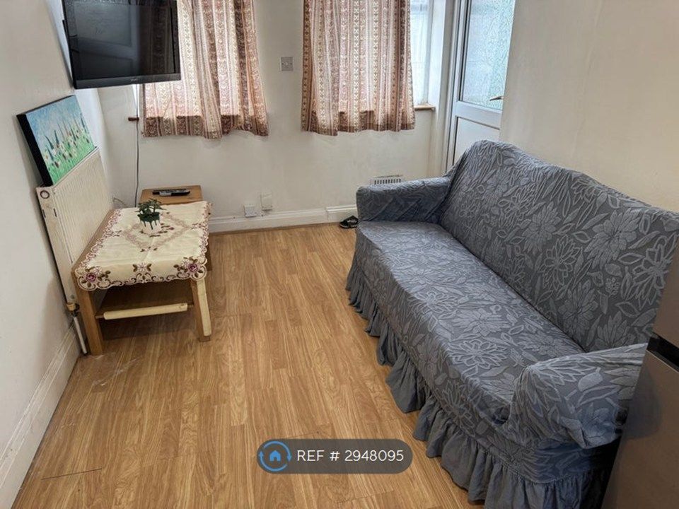 Property photo 2 of 4